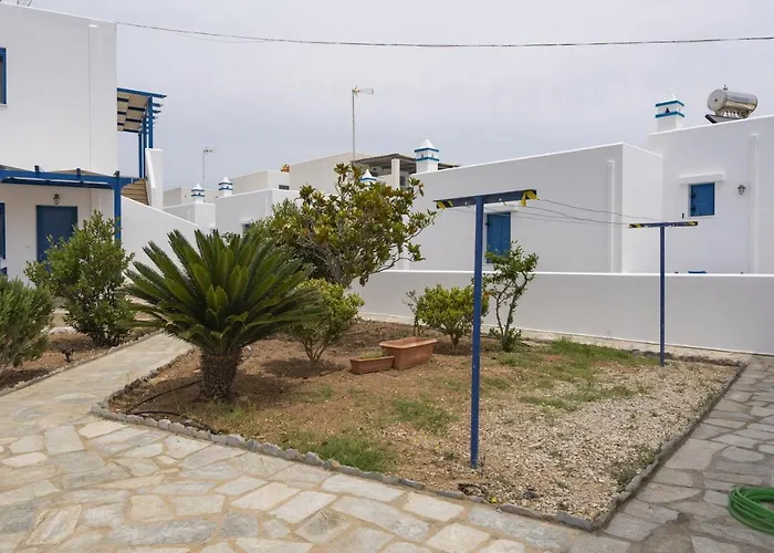 Studios Ninemia Serifos 2