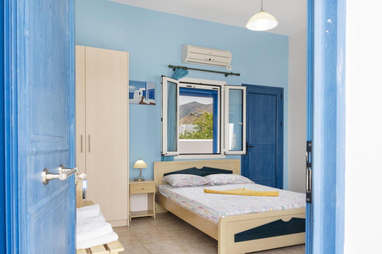 Ninemia Serifos 2 *